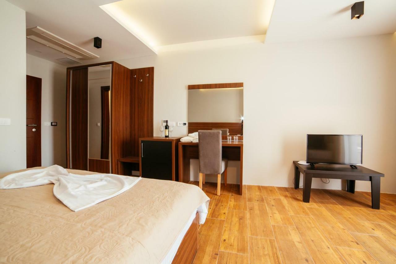 Bed and Breakfast Adriatica Sea & Sun à Ulcinj Extérieur photo